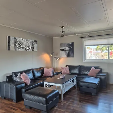 펜션 Newly Renovated House 11 Guests, 5 Bedrooms