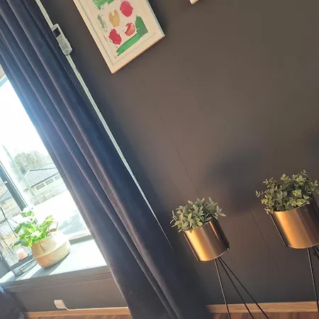 Newly Renovated House 11 Guests, 5 Bedrooms 펜션